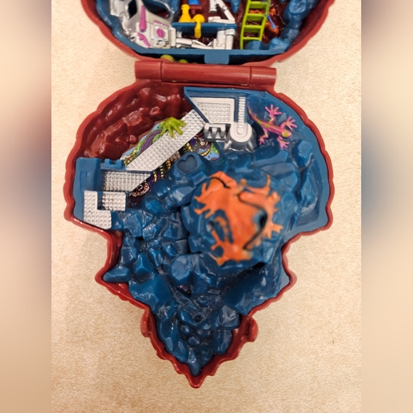 VINTAGE MIGHTY MAX PLAY SET DOOM ZONE MUTASAURUS INCOMPLETE 1993 BLUEBIRD TOYS - Picture 4 of 5